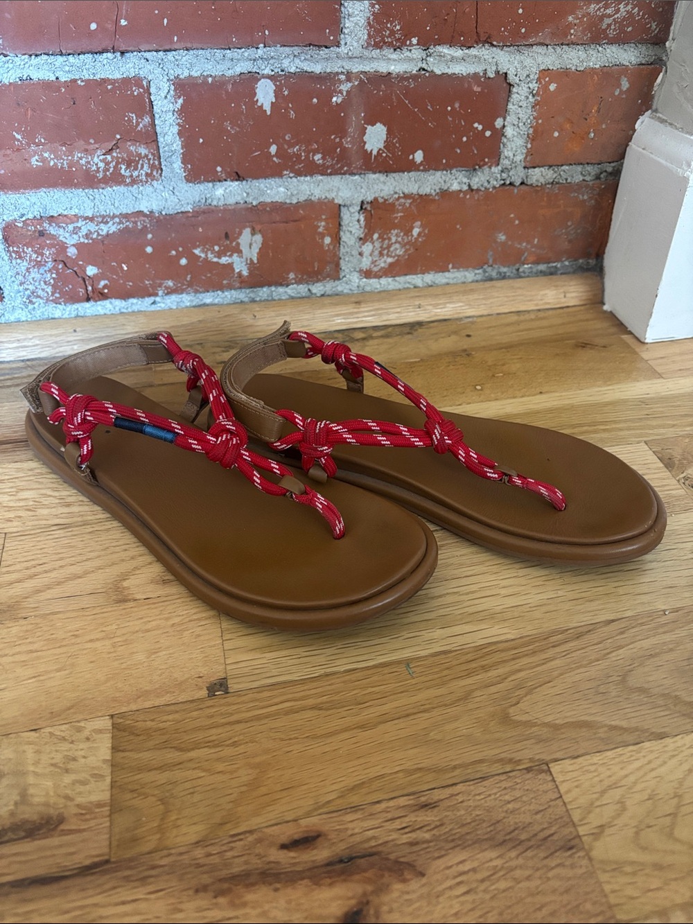 Sperry Women’s Red Rope-Strap Brown Sandals